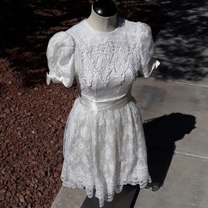 24 HOURS SALE!! JESSICA MC CLINTOCK VINTAGE Dress